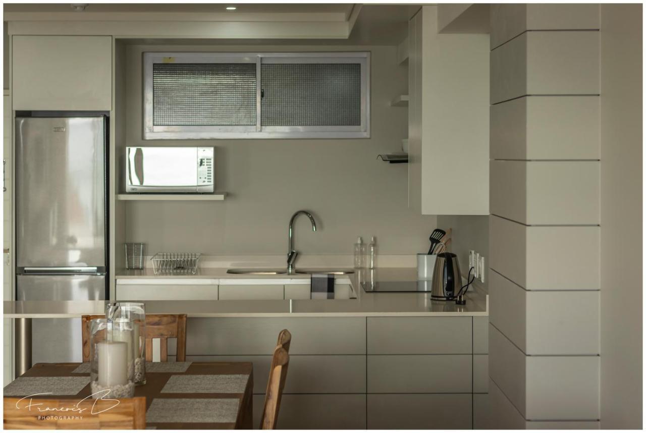 View @ The Bay Apartments Мозел Бей Екстериор снимка